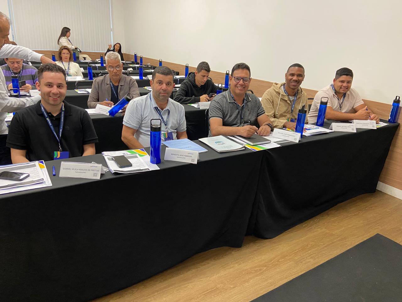 Vereadores de Heliodora participam de curso de capacitação: Lei Orgânica e Regimento Interno.